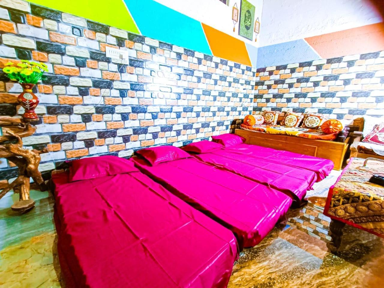 Sahara Family Homestay Mysore Esterno foto